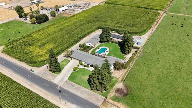 $1,599,999 | 631 East Barnhart Road, Hughson, CA 95326