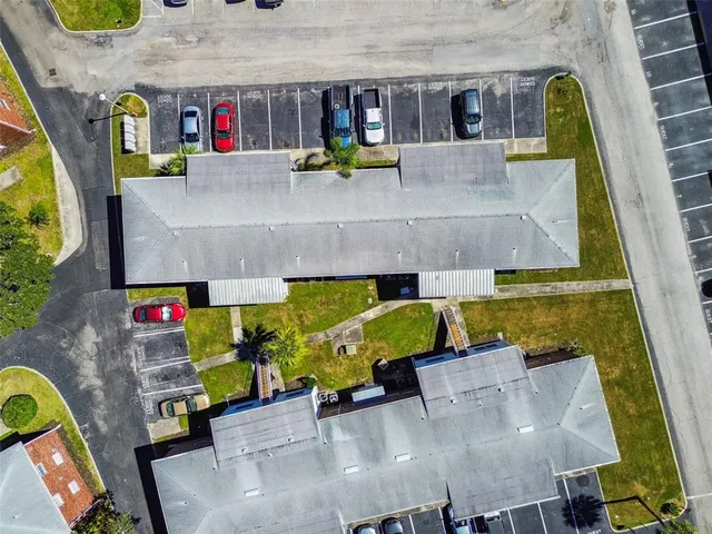 $99,000 | 4507 9th Street West, Unit E1, Bradenton, FL 34207