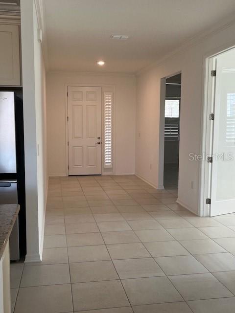 10584 Southwest 91st Street Road Ocala, FL 34481 - Photo 16 of 20 a view of a livingroom with an empty space and a kitchen space