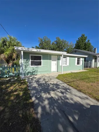 $1,500 | 8623 North Willow Avenue, Tampa, FL 33604