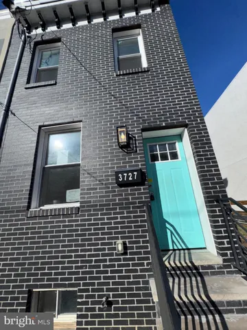 a view of wooden floor in a room