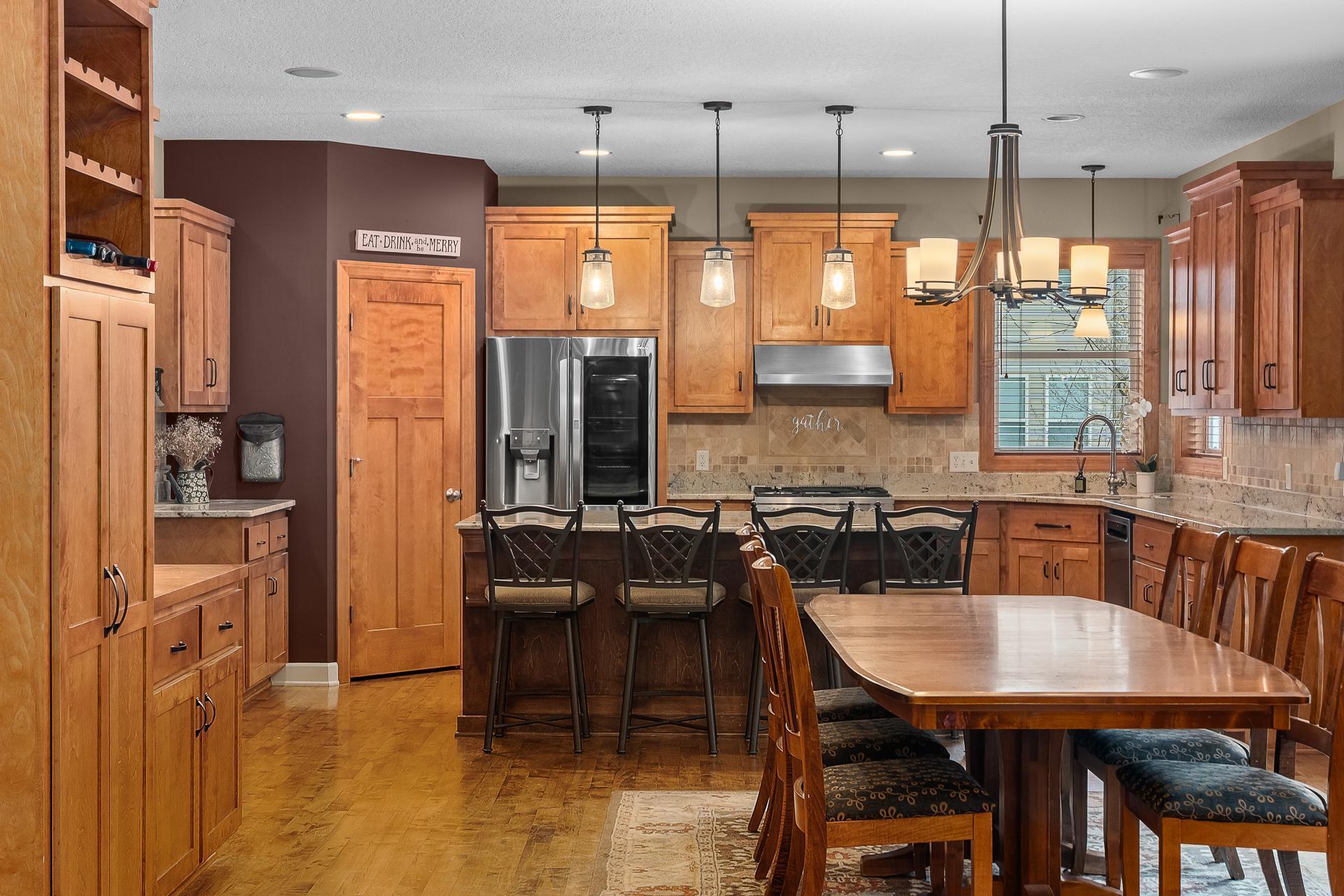 695 Rosa Court Eagan, MN 55123 - Photo 11 of 66