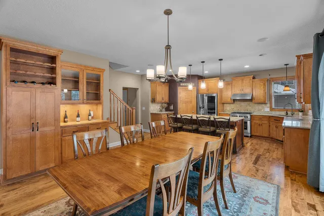$849,900 | 695 Rosa Court, Eagan, MN 55123