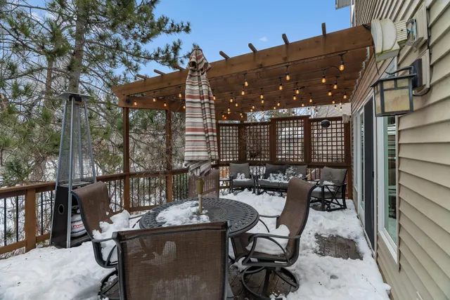 $849,900 | 695 Rosa Court, Eagan, MN 55123