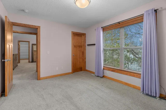 $849,900 | 695 Rosa Court, Eagan, MN 55123