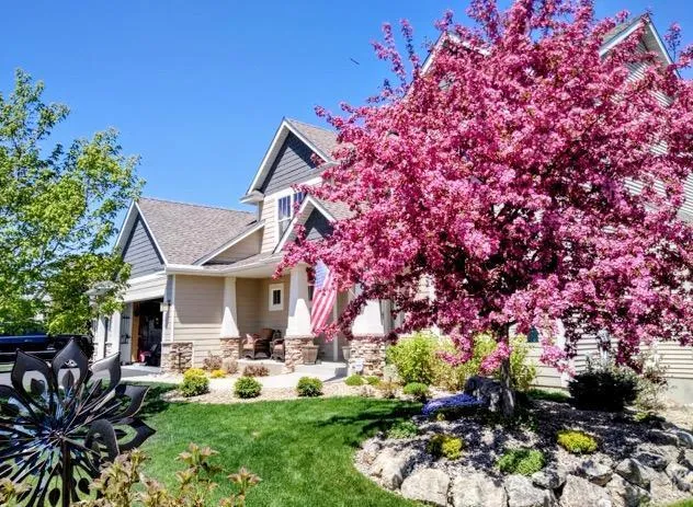 $849,900 | 695 Rosa Court, Eagan, MN 55123