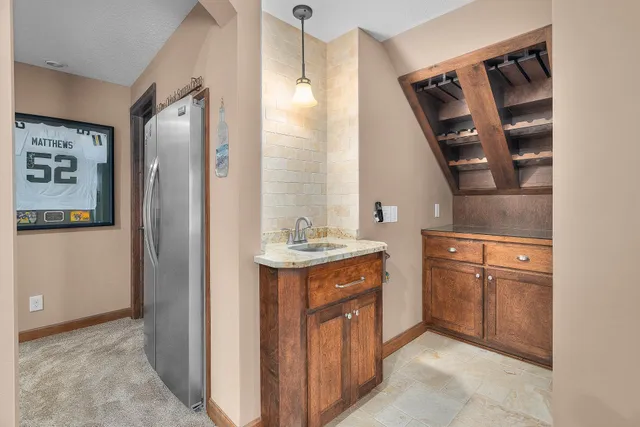 $849,900 | 695 Rosa Court, Eagan, MN 55123