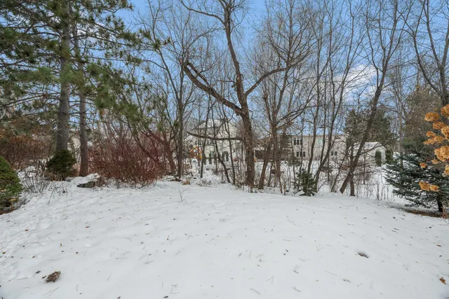 $849,900 | 695 Rosa Court, Eagan, MN 55123