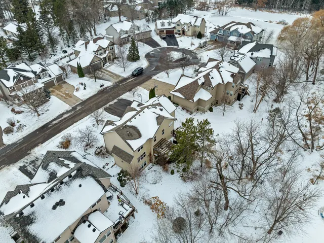 $849,900 | 695 Rosa Court, Eagan, MN 55123