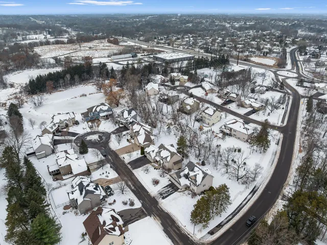 $849,900 | 695 Rosa Court, Eagan, MN 55123