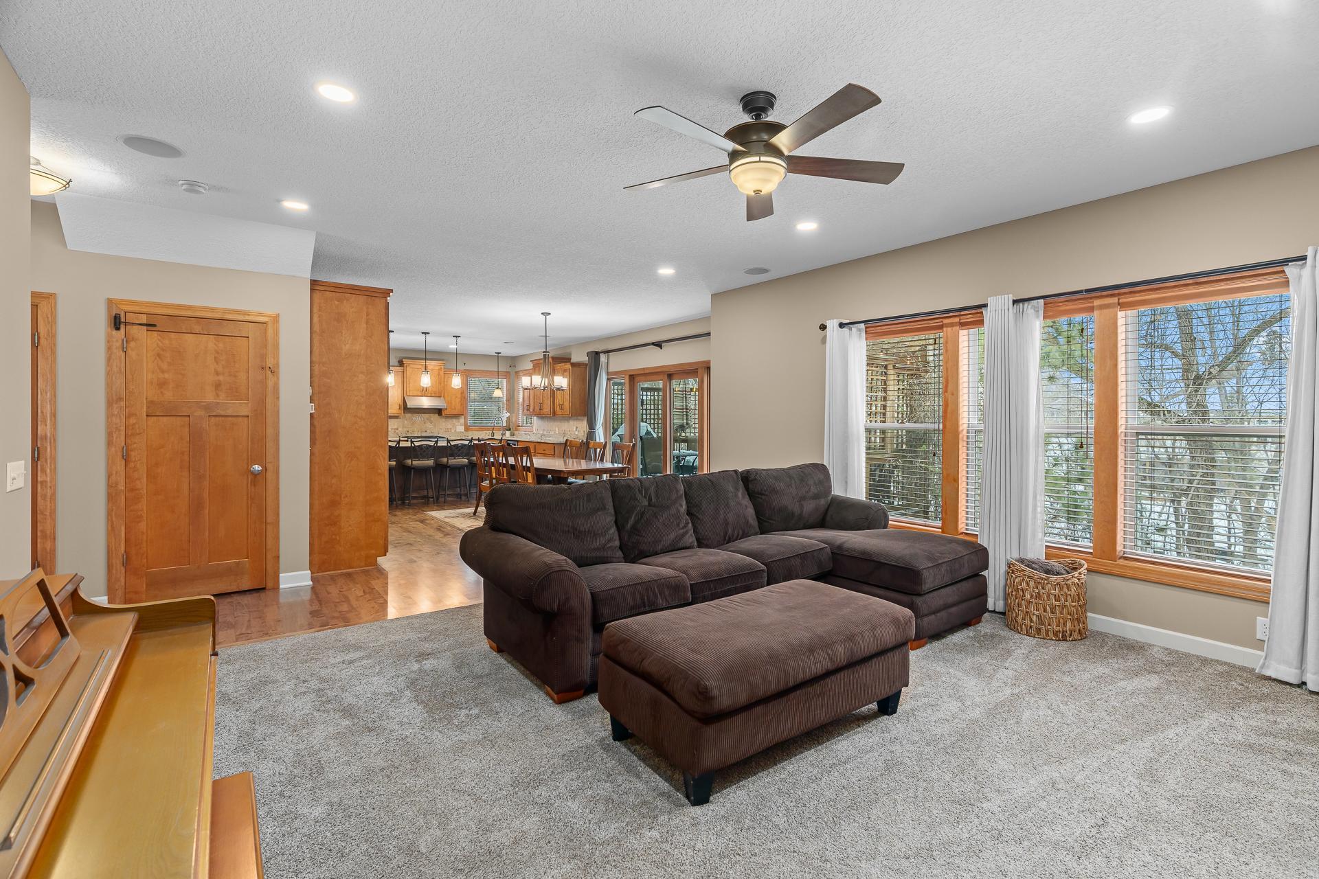 695 Rosa Court Eagan, MN 55123 - Photo 10 of 66