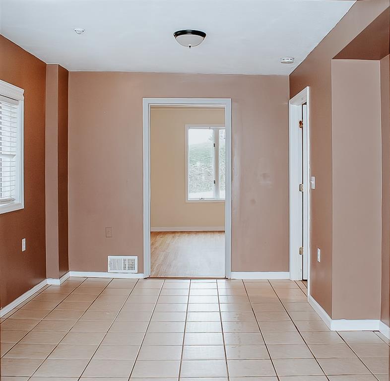 1378 Robbins Station Road Irwin, PA 15642 - Photo 16 of 46