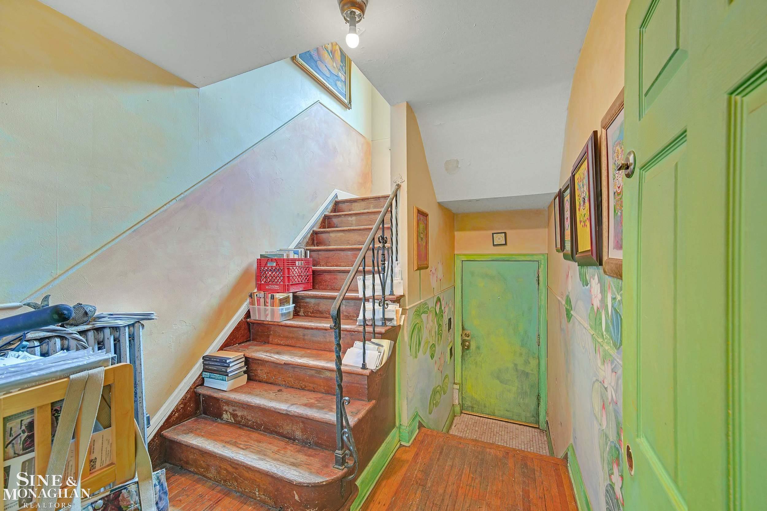 284 Riverside Drive Detroit, MI 48215 - Photo 14 of 39 50151252-ff4b6c64-61cb-4cb3-b0a6-cf886c0180a1.JPG