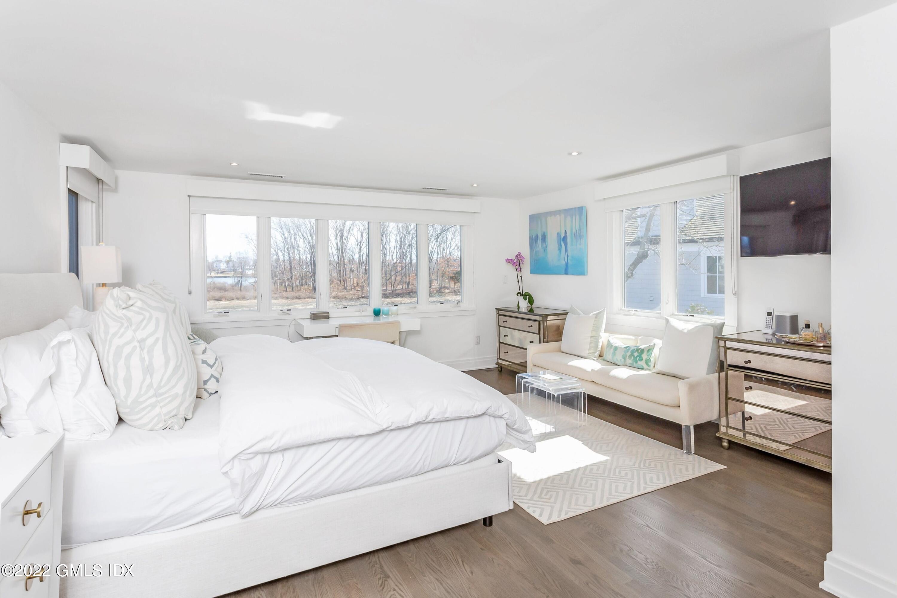 63 Roton Avenue Norwalk, CT 06853 - Photo 23 of 40 170472173-22