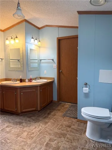 $70,000 | 648 Birchwood Drive, Lockport Town, NY 14094