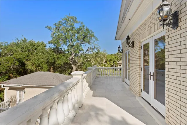 $1,999,000 | 1577 Alexander Road, Belleair, FL 33756