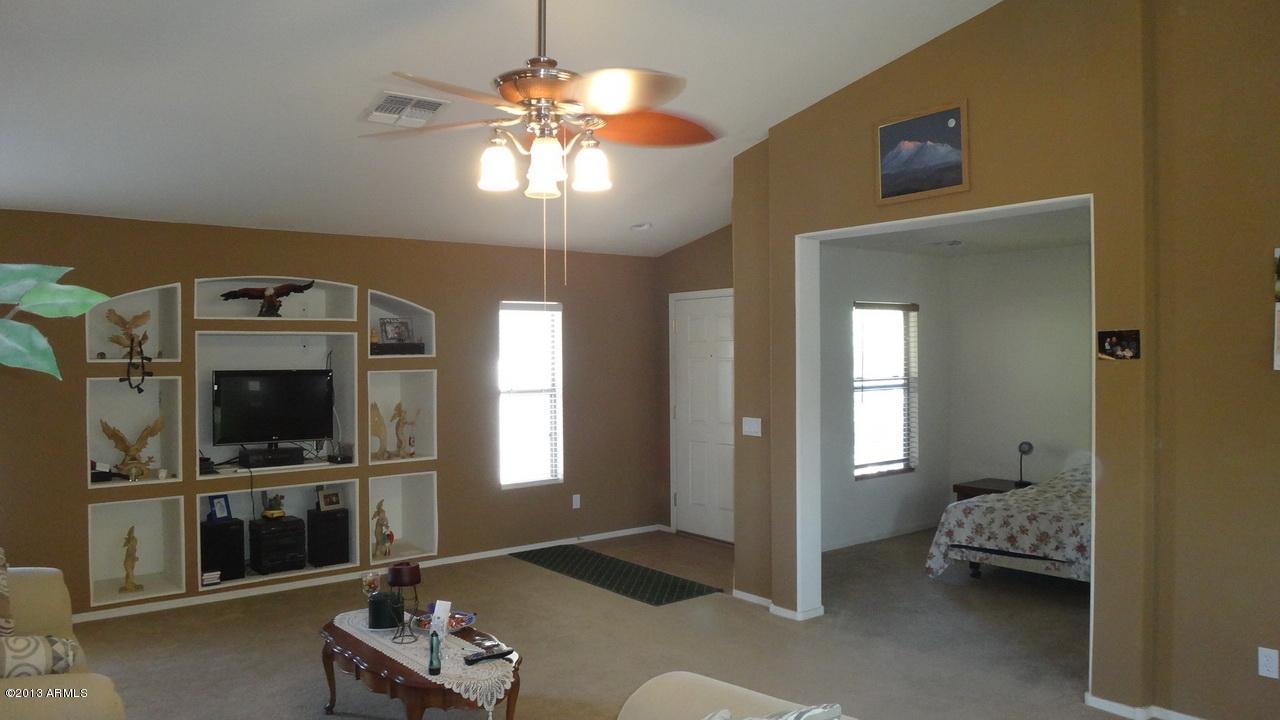 45131 Portabello Road Maricopa, AZ 85139 - Photo 3 of 12 DSC06684