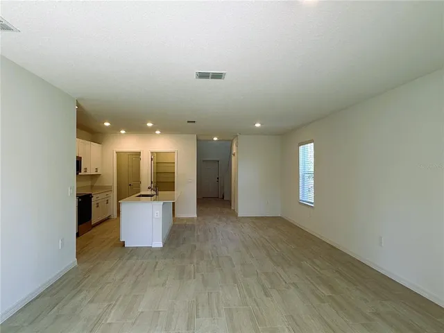 $2,690 | 17614 Pleasantview Boulevard, Land O Lakes, FL 34638