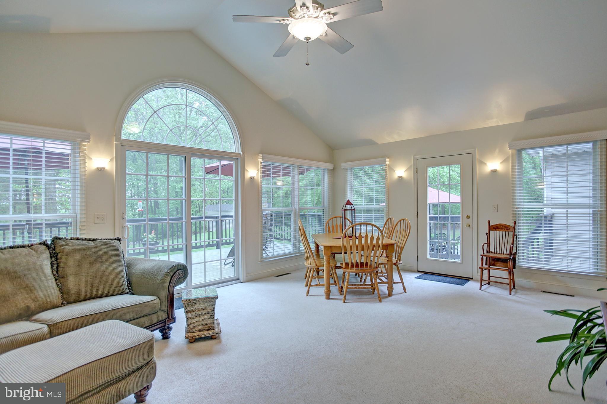 128 Robson Road Dillsburg, PA 17019 - Photo 8 of 25