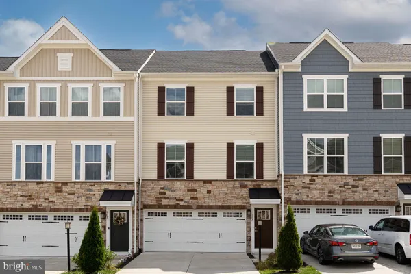 $2,450 | 105 Bayhill Terrace, White Post, VA 22663