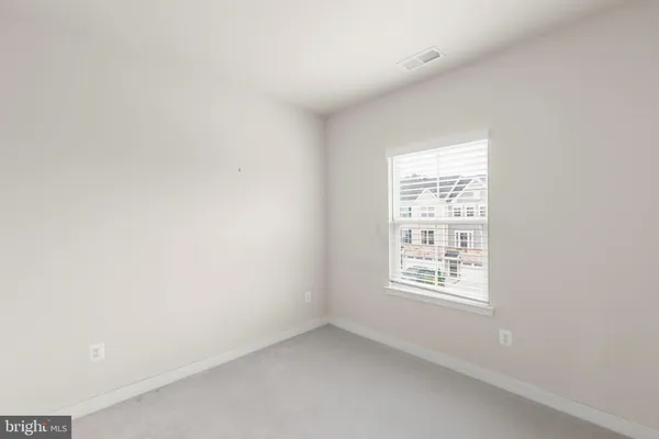 $2,450 | 105 Bayhill Terrace, White Post, VA 22663