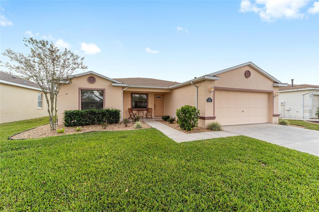 1754 Southwest 156th Lane Ocala, FL 34473 - Photo 2 of 23