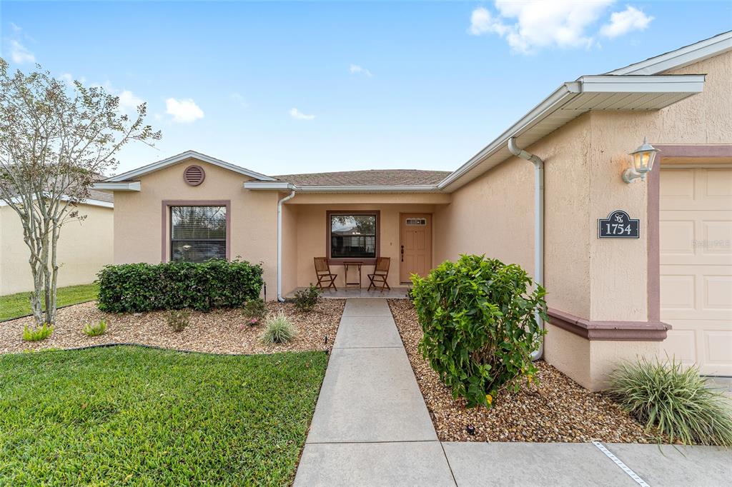 1754 Southwest 156th Lane Ocala, FL 34473 - Photo 3 of 23