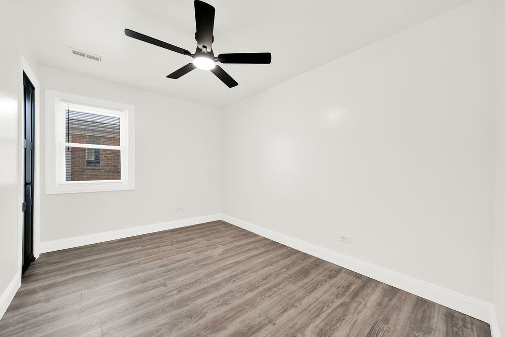 7845 South Kilpatrick Avenue Chicago, IL 60652 - Photo 9 of 20