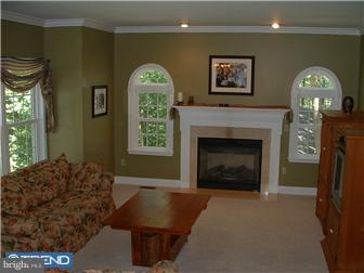 109 Ravenhill Road Phoenixville, PA 19460 - Photo 4 of 12 Family Room