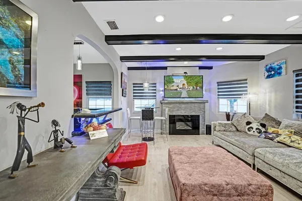 $3,500 | 2000 Jackson Street, Hollywood, FL 33020