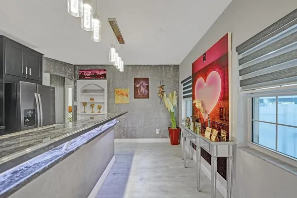 $3,500 | 2000 Jackson Street, Hollywood, FL 33020