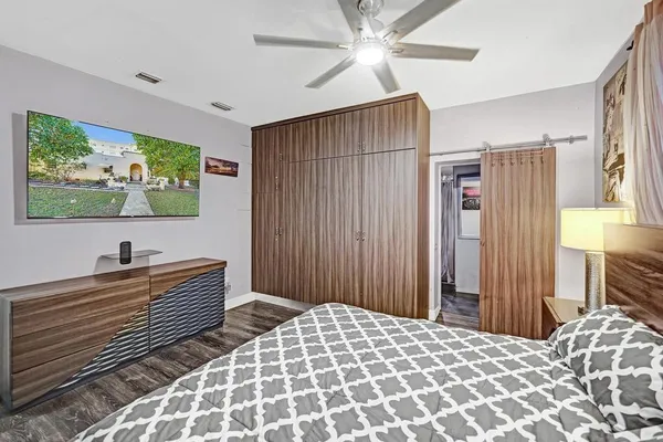 $3,500 | 2000 Jackson Street, Hollywood, FL 33020