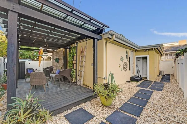 $3,500 | 2000 Jackson Street, Hollywood, FL 33020