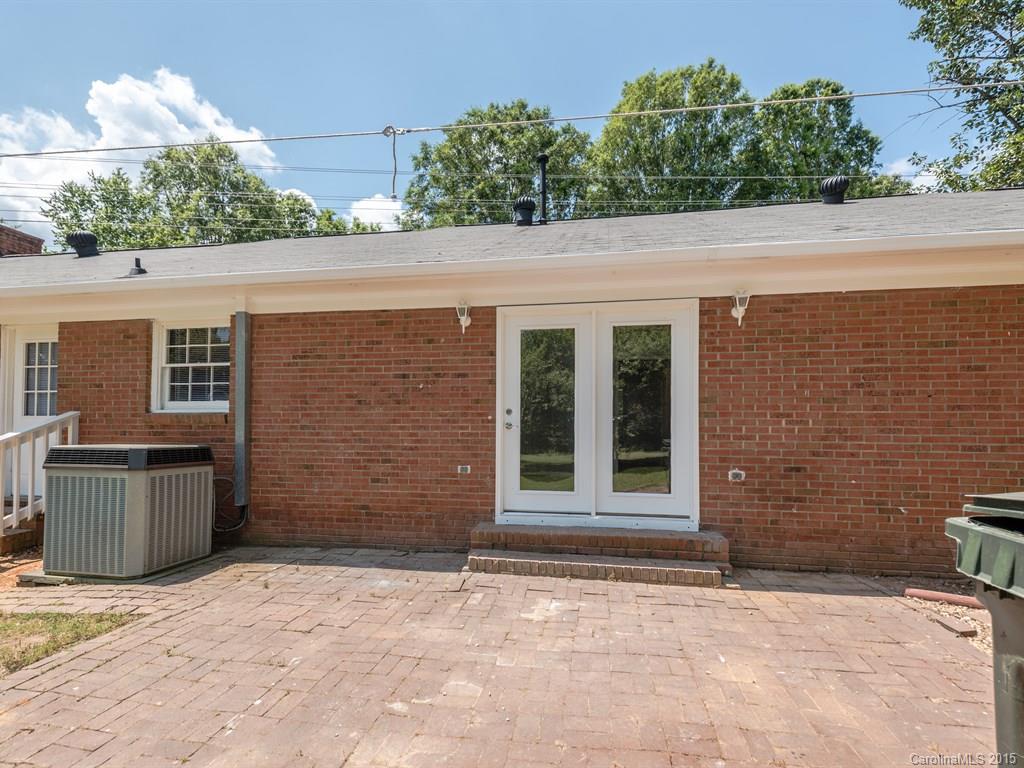 2314 Goldmine Road Monroe, NC 28110 - Photo 22 of 24 a backyard of a house with seating space