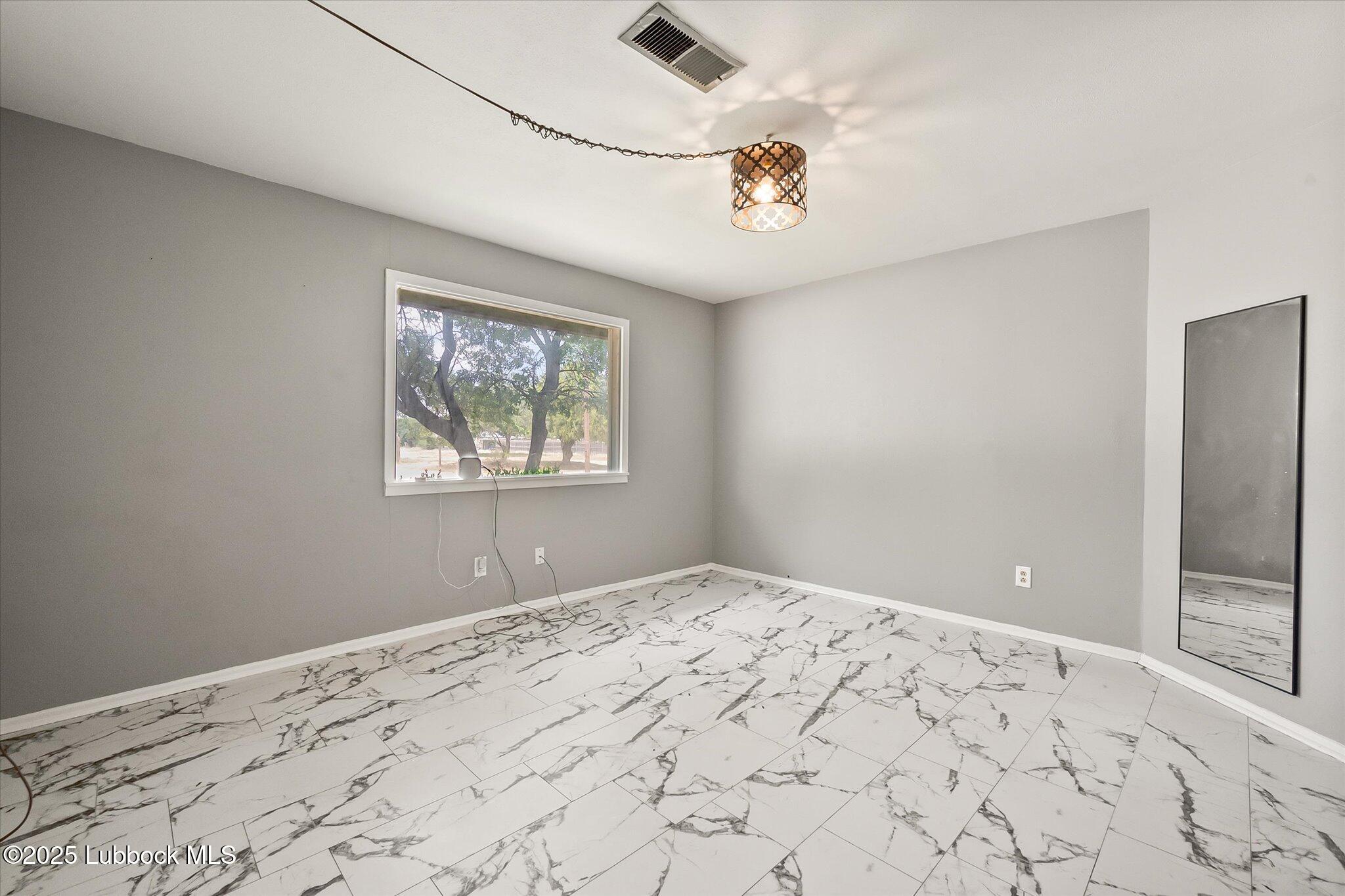 801 4th Street Smyer, TX 79367 - Photo 8 of 26 08-801 4th_8994