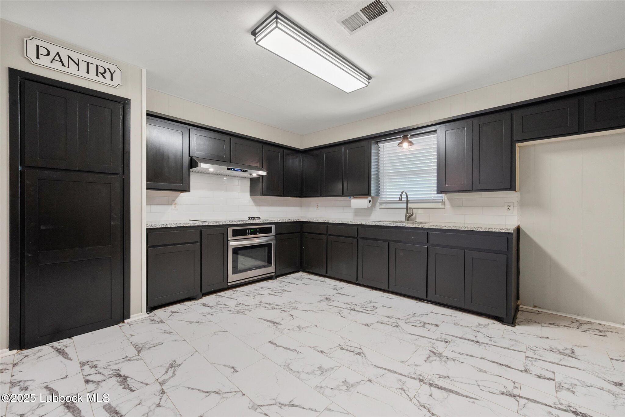 801 4th Street Smyer, TX 79367 - Photo 10 of 26 10-801 4th_9004