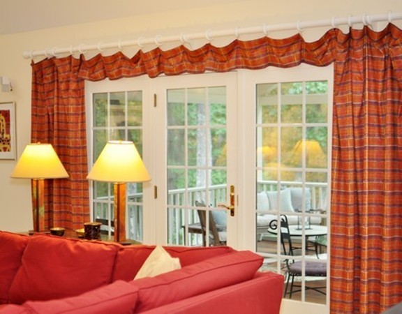 420 Depot Road Boxborough, MA 01719 - Photo 4 of 30 a living room with furniture and a lamp