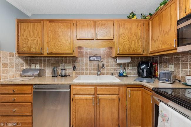 2215 New Garden Road, Unit B Greensboro, NC 27410 - Photo 12 of 23