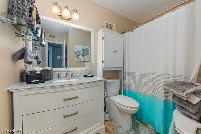 2215 New Garden Road, Unit B Greensboro, NC 27410 - Photo 18 of 23