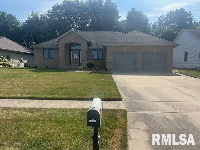 2208 Dubsdread Lane Springfield, IL 62711 - Photo 1 of 1