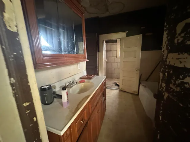 a bathroom with a bathtub