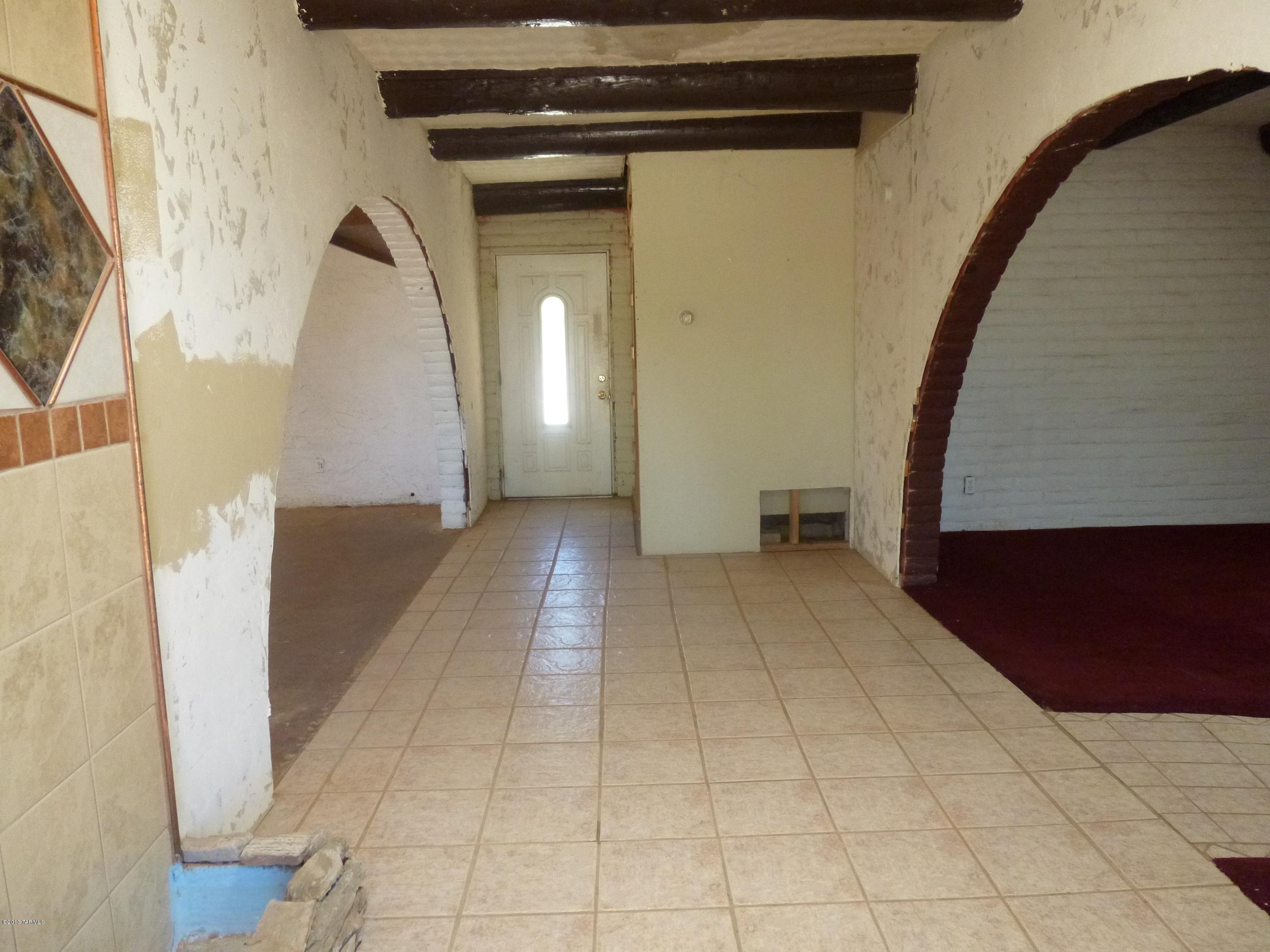 9925 North Feldman Road Marana, AZ 85653 - Photo 3 of 13