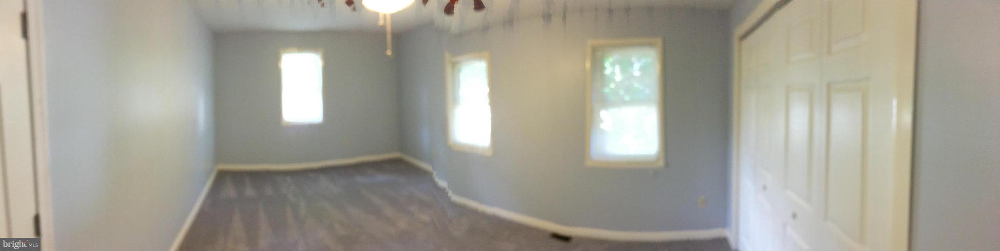 259 Lake Riviera Road Pasadena, MD 21122 - Photo 22 of 28 Bedroom (Master)