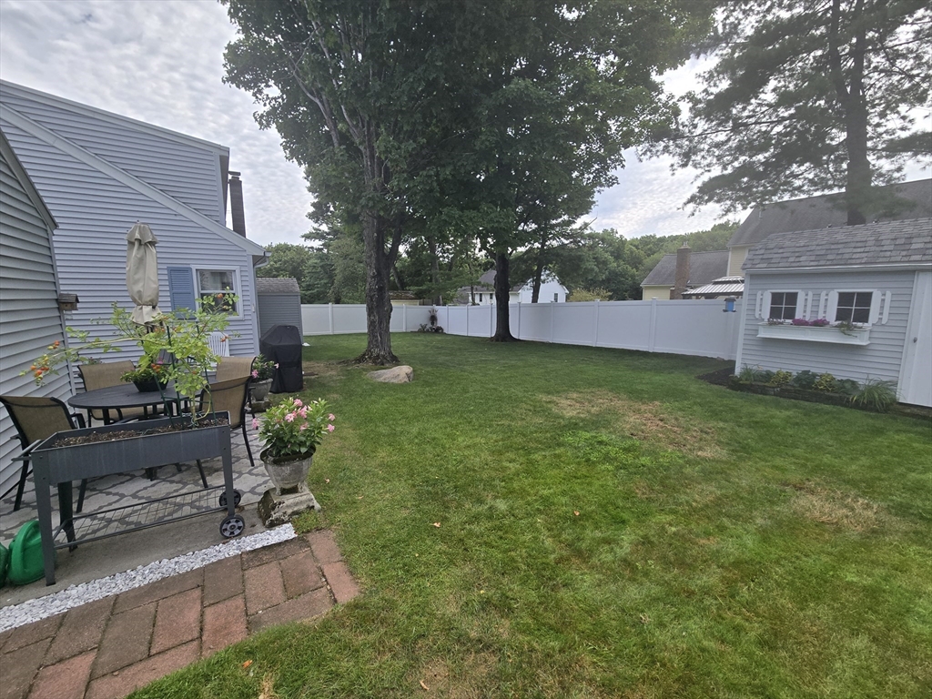14 Ridgewood Circle Lawrence, MA 01843 - Photo 7 of 36 Gallery Image 7