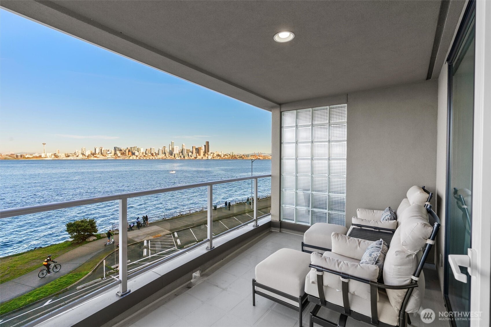 1005 Harbor Avenue Southwest, Unit 400 Seattle, WA 98116 - Photo 7 of 39 a view of a balcony with chairs