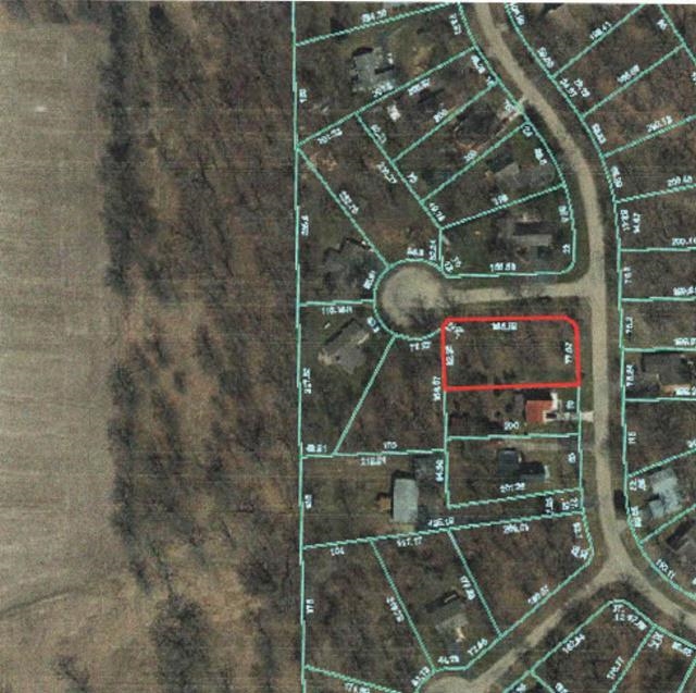 711 Pellinor Court Davis, IL 61019 - Photo 1 of 15 a bathroom with a shower