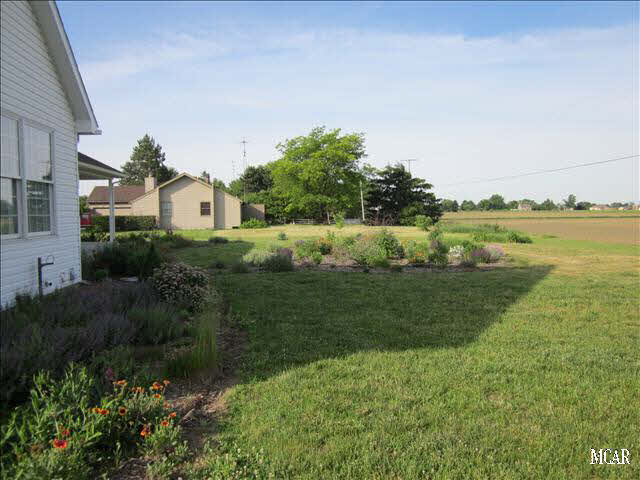 1630 Strasburg Road Monroe, MI 48161 - Photo 2 of 10 20013935-1.JPG