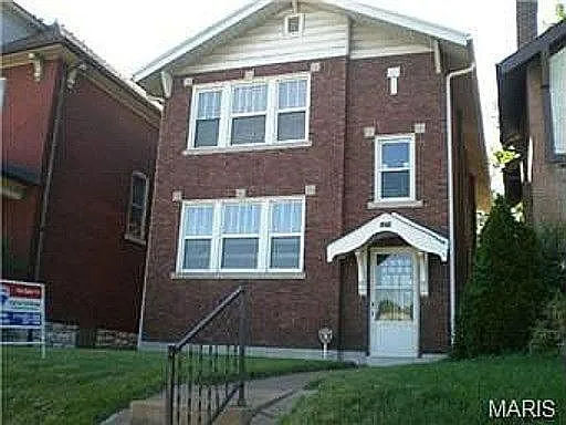 $365,000 | 1077 McCausland Avenue, St. Louis, MO 63117