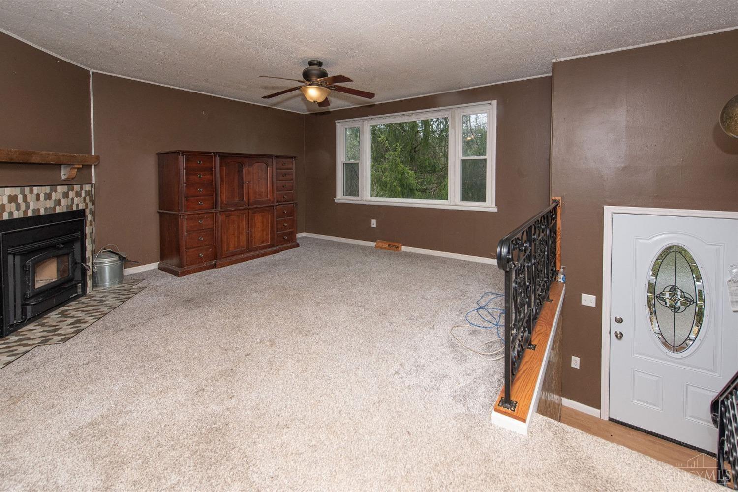 6870 Mullen Road Cincinnati, OH 45247 - Photo 8 of 46