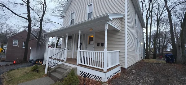 $529,000 | 51 Uxbridge Street, Worcester, MA 01605